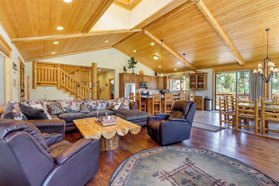 House (4 Bedrooms) | Interior