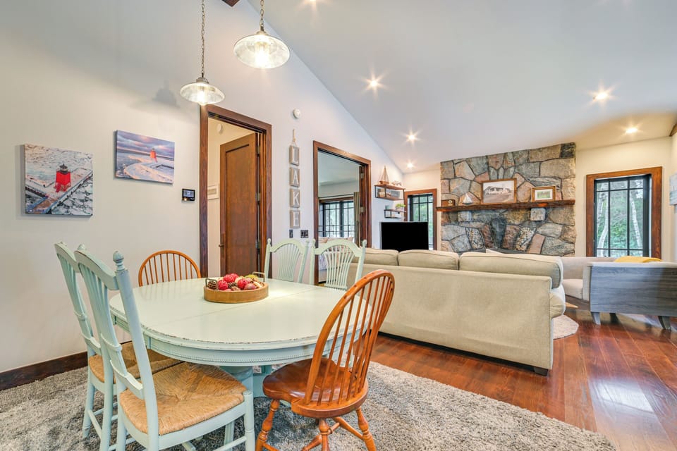 Cottage (2 Bedrooms) | Interior