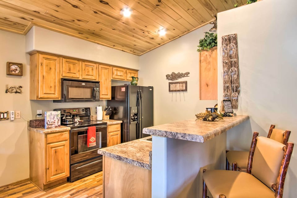 House (2 Bedrooms) | Interior