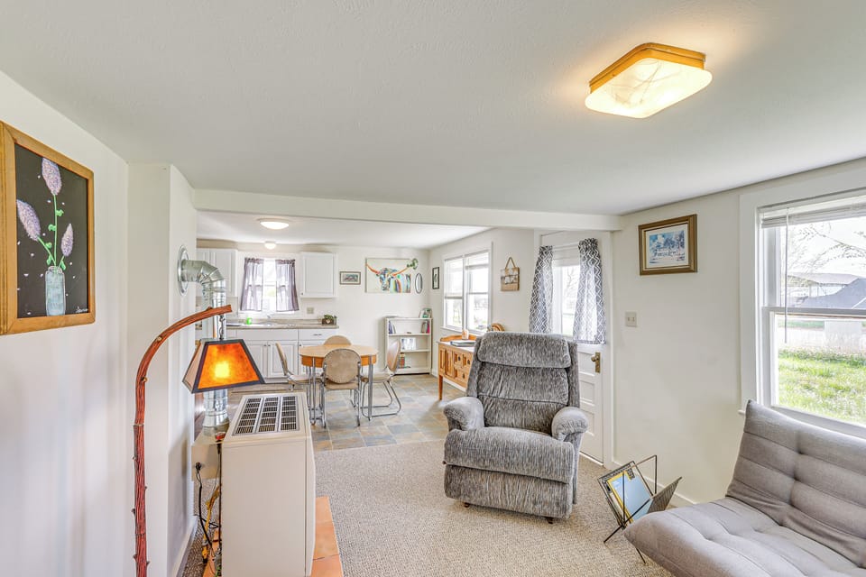 House (2 Bedrooms) | Interior
