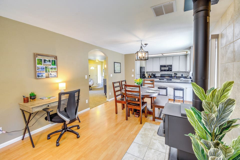 House (3 Bedrooms) | Interior