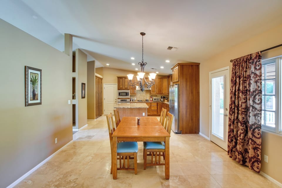 House (3 Bedrooms) | Interior