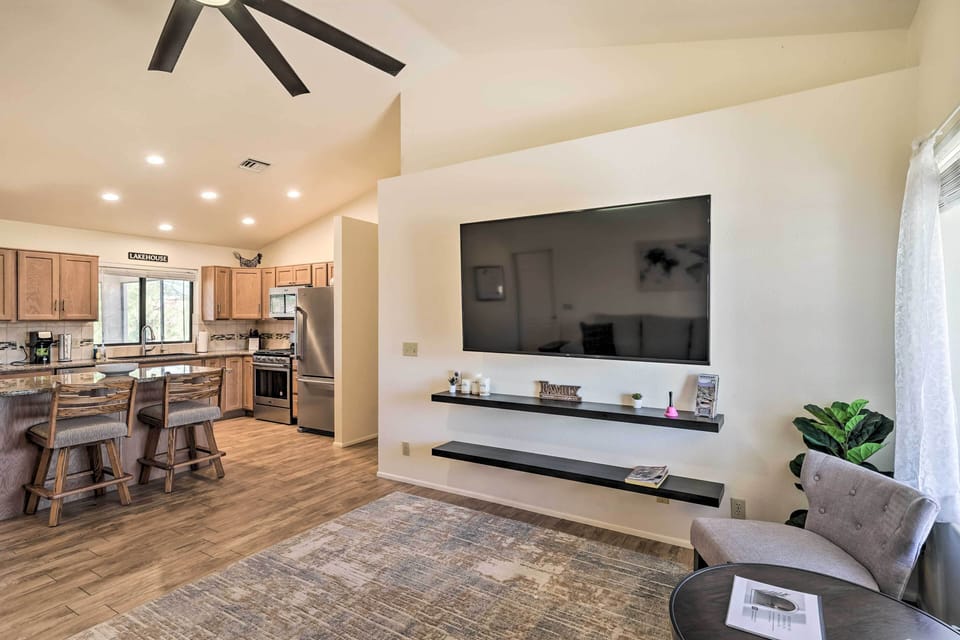House (2 Bedrooms) | Interior