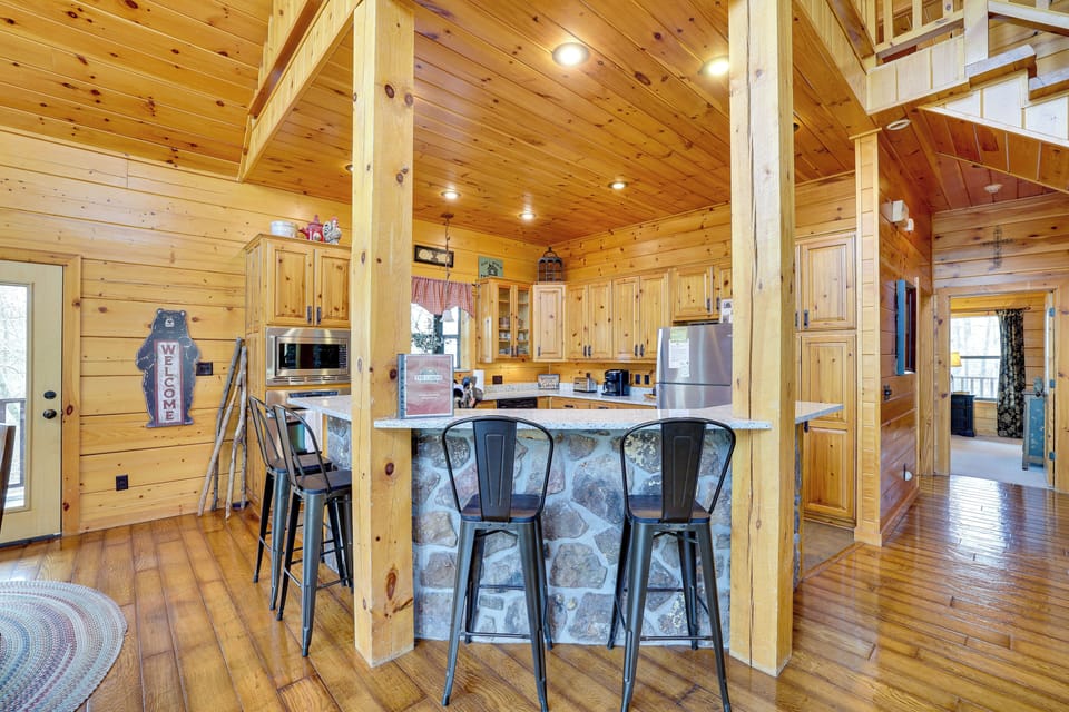 House (4 Bedrooms) | Interior