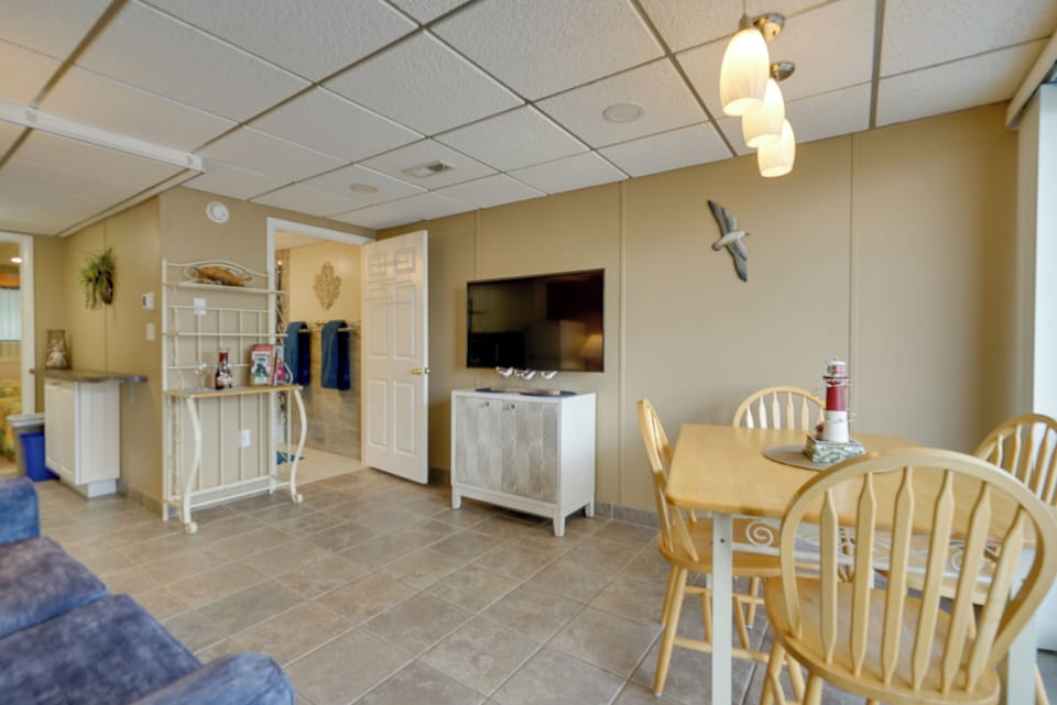 Apartment (1 Bedroom) | Interior