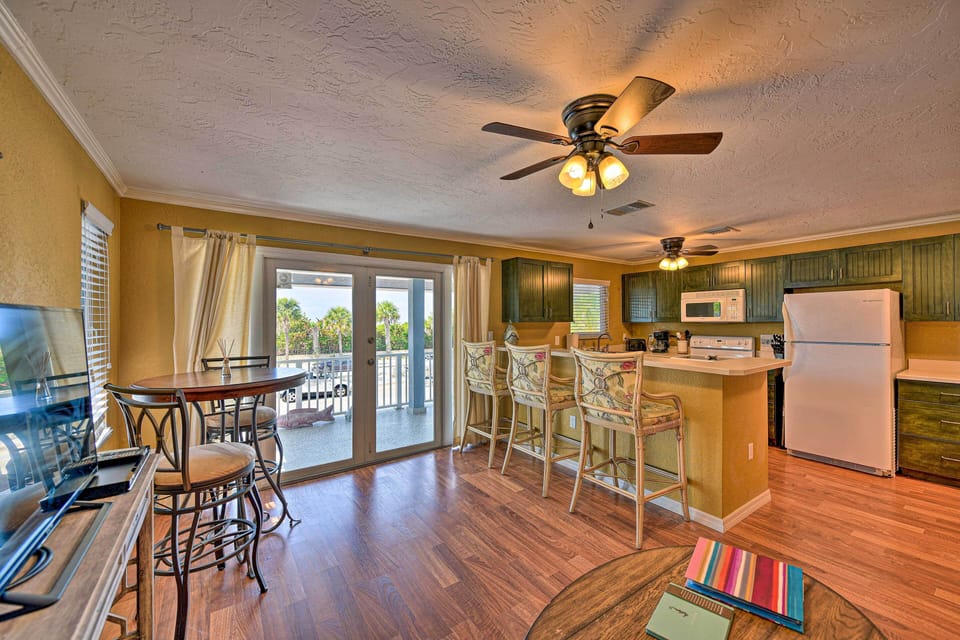 Apartment (2 Bedrooms) | Front of property