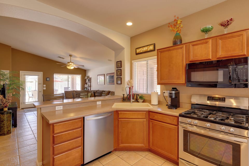 House (3 Bedrooms) | Interior
