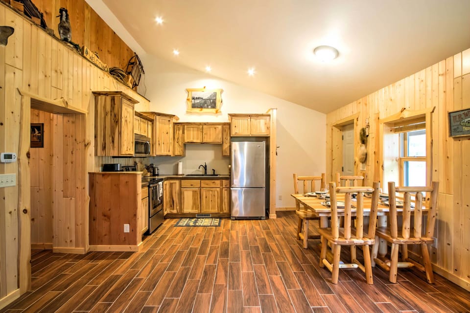 House (2 Bedrooms) | Interior