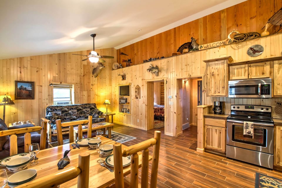 House (2 Bedrooms) | Interior