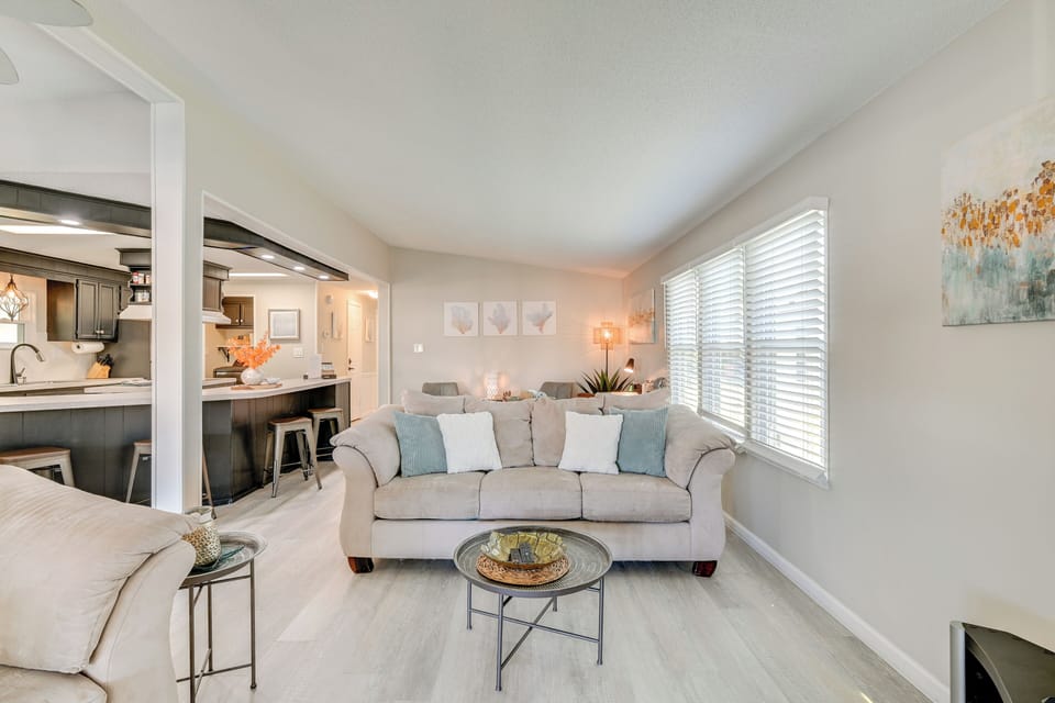 House (2 Bedrooms) | Interior