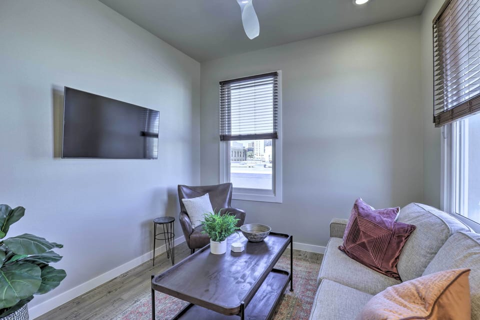Apartment (1 Bedroom) | Interior