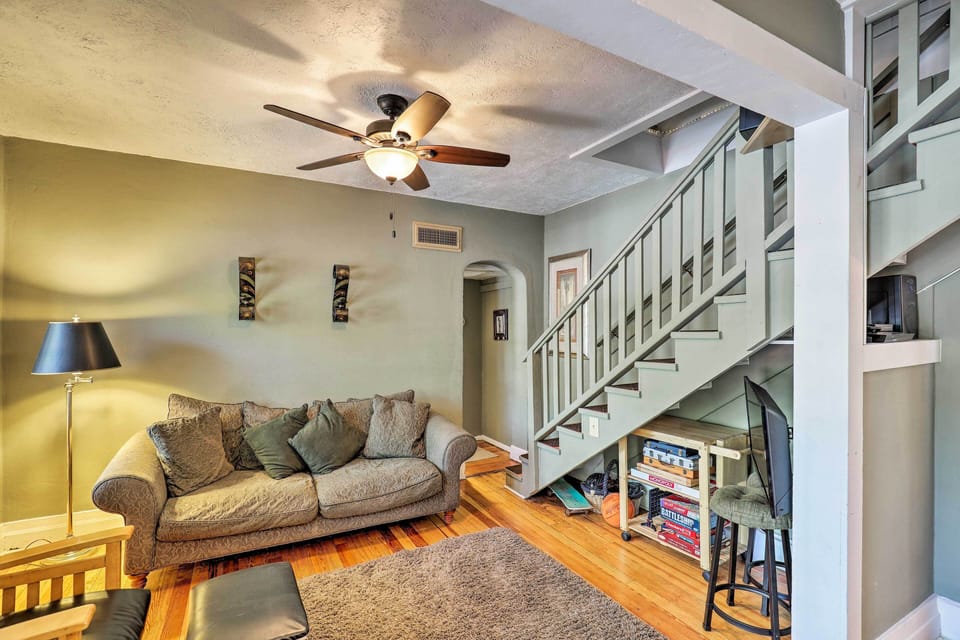 House (2 Bedrooms) | Interior