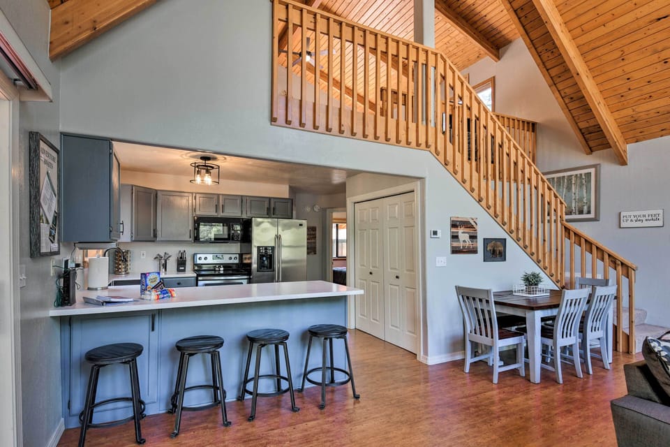 House (2 Bedrooms) | Interior