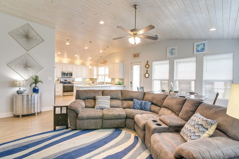 House (3 Bedrooms) | Interior