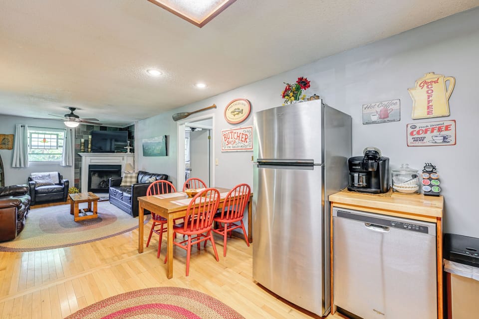 House (2 Bedrooms) | Interior
