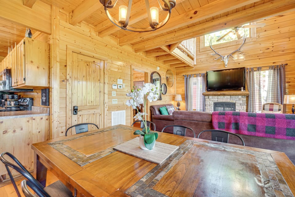 House (2 Bedrooms) | Interior