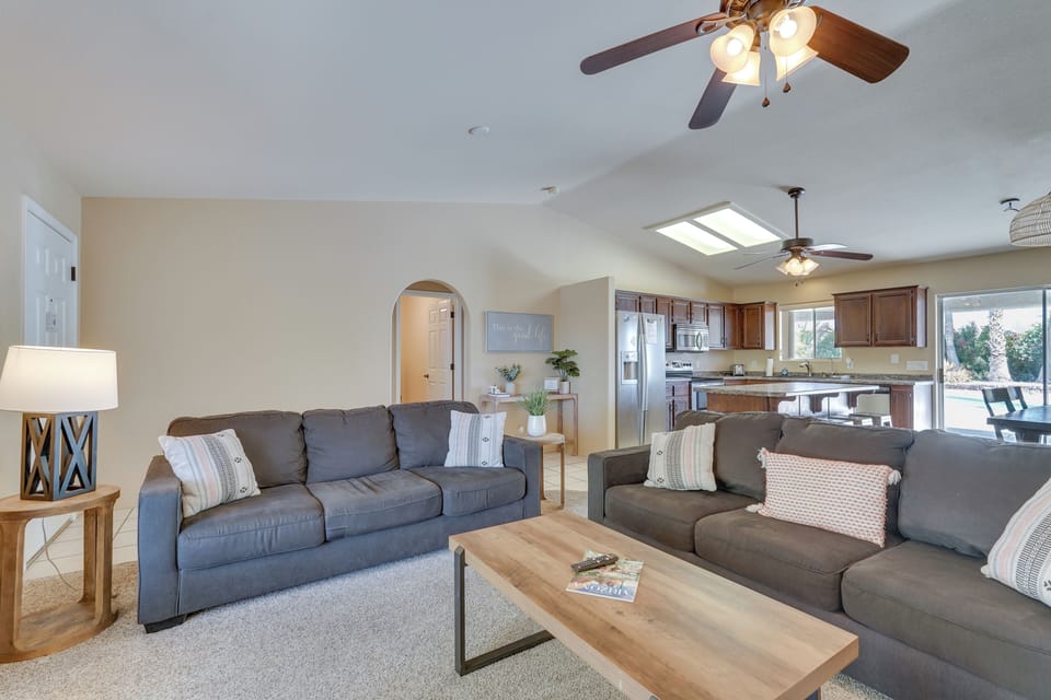 House (4 Bedrooms) | Interior