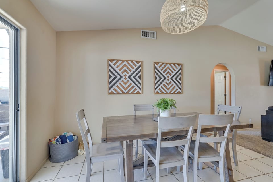 House (4 Bedrooms) | Interior