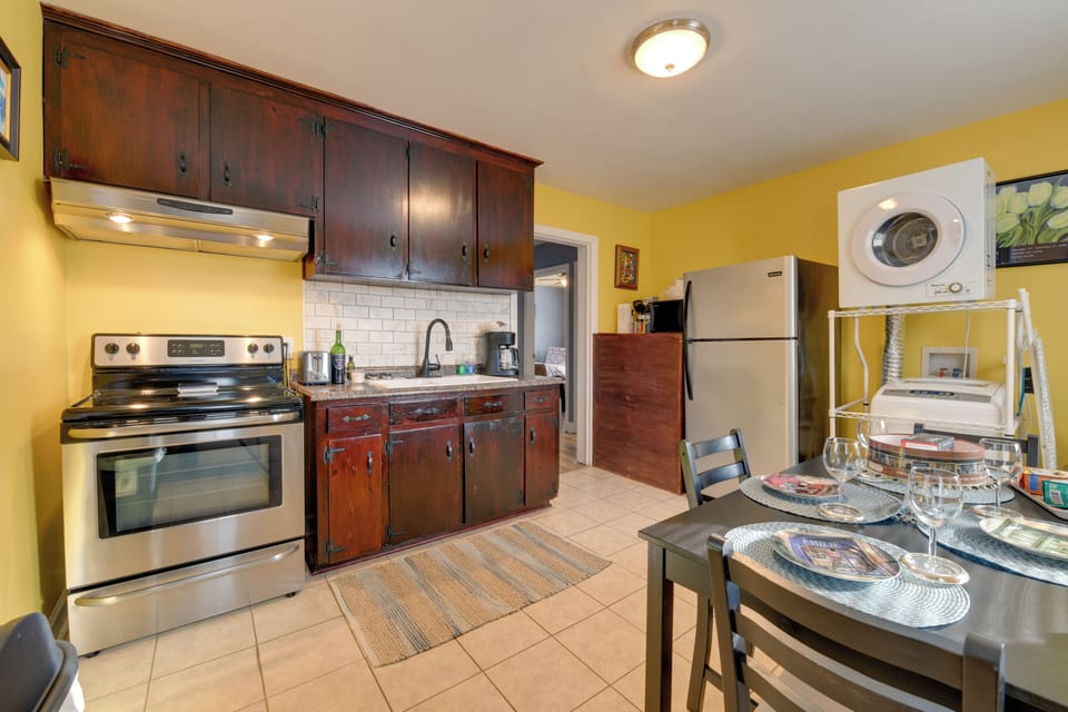 House (2 Bedrooms) | Interior