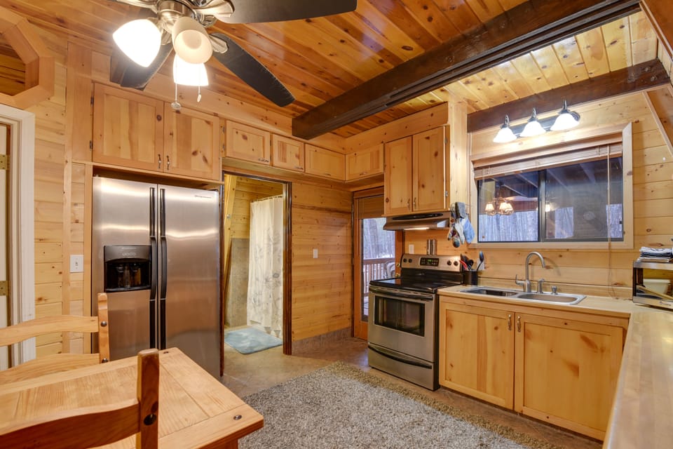 House (3 Bedrooms) | Interior