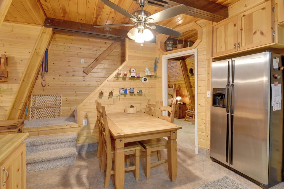 House (3 Bedrooms) | Interior