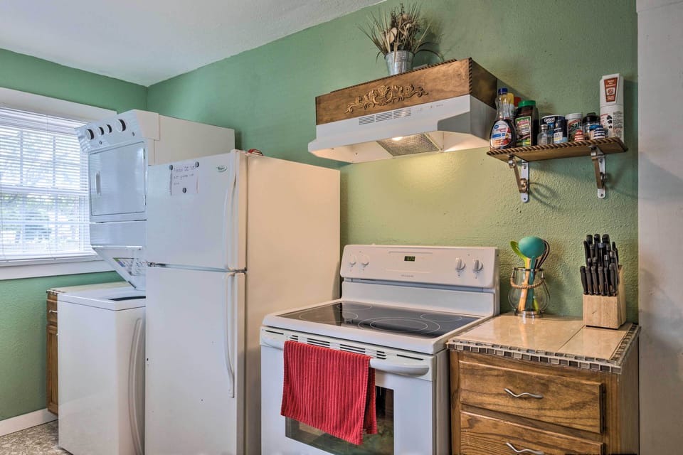 House (2 Bedrooms) | Interior