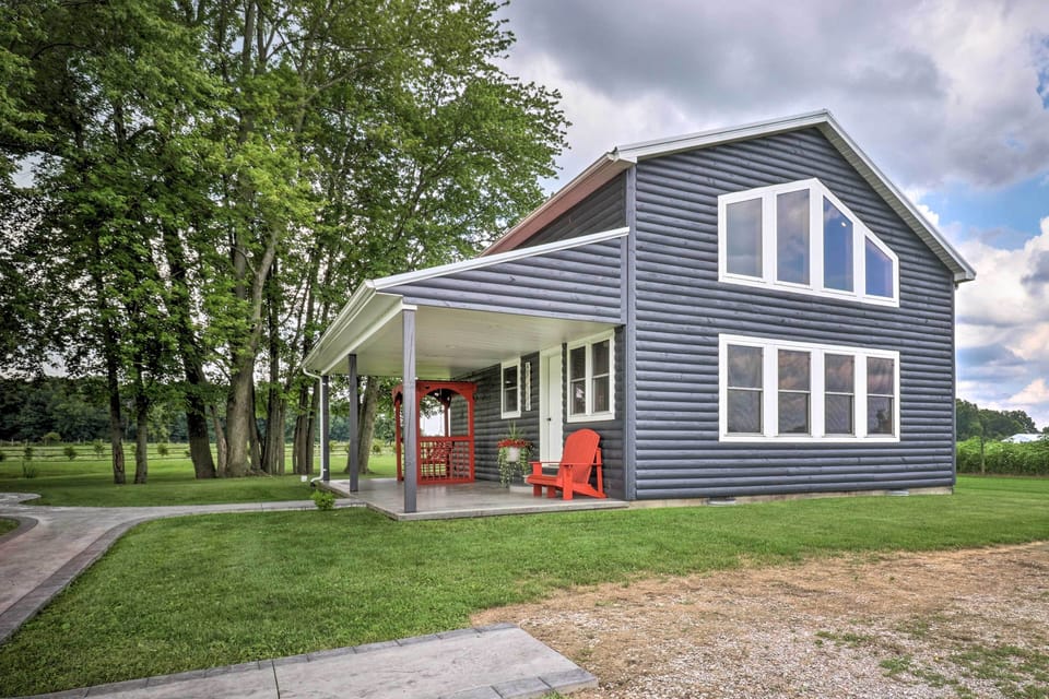 Cozy Haven of Rest Home w/ Amish Country Views! Cottage in Indiana