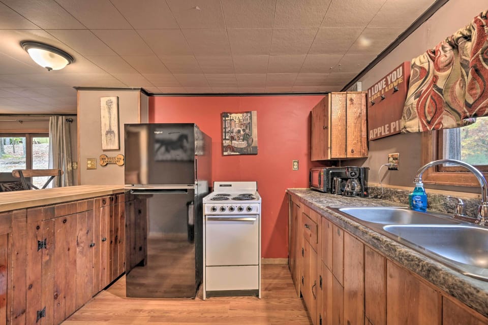 House (2 Bedrooms) | Interior