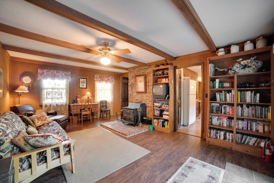 House (4 Bedrooms) | Interior