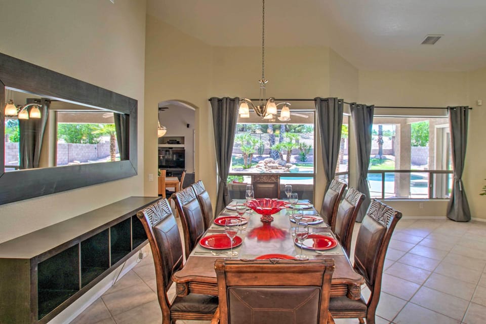 House (4 Bedrooms) | Interior