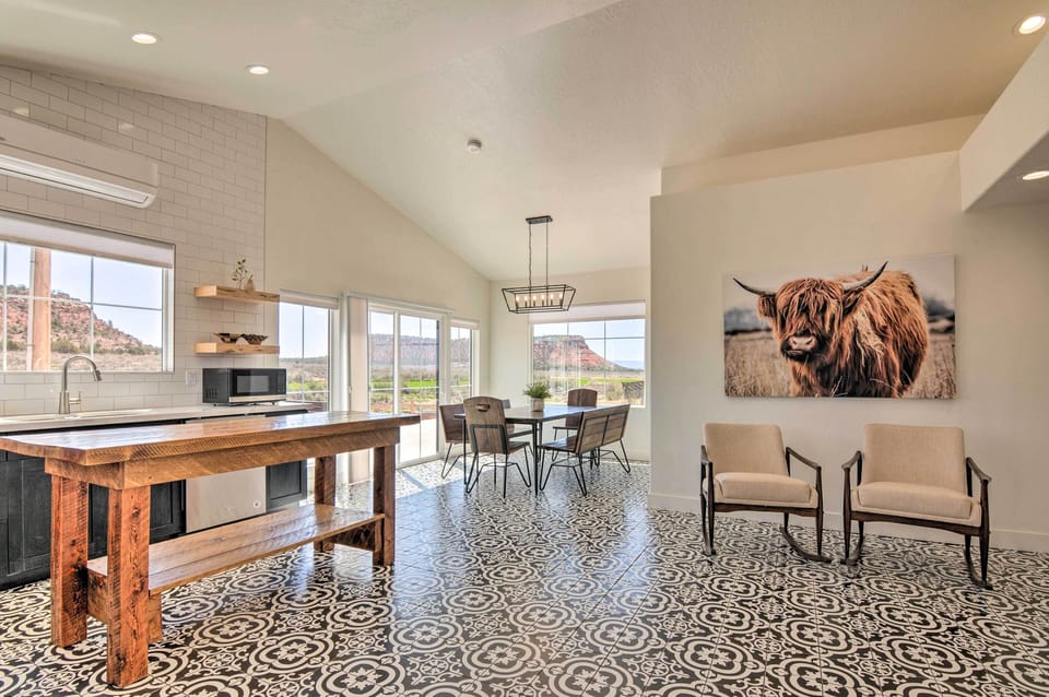 House (2 Bedrooms) | Front of property