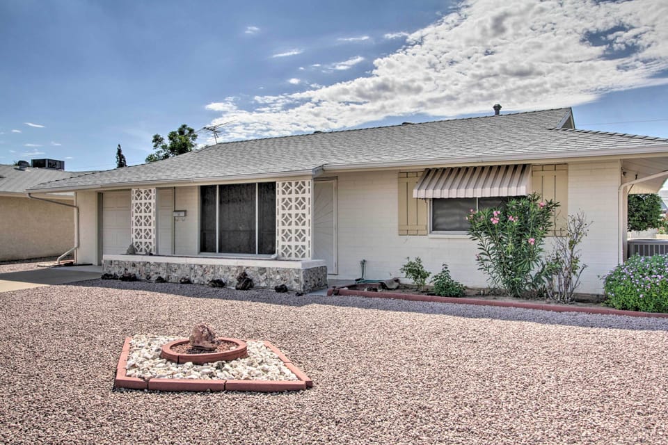 House (2 Bedrooms) | Front of property