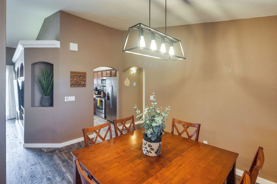 House (3 Bedrooms) | Interior