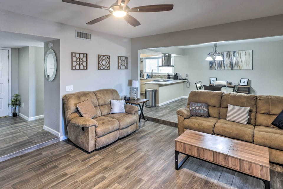 House (4 Bedrooms) | Interior
