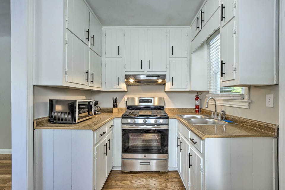 House (2 Bedrooms) | Interior