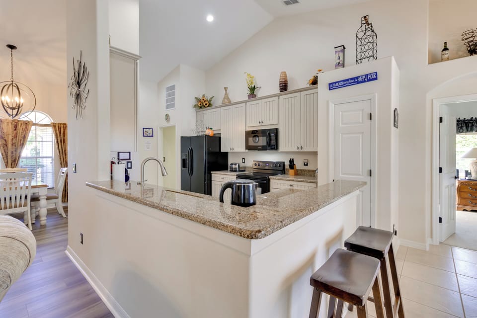 House (4 Bedrooms) | Interior