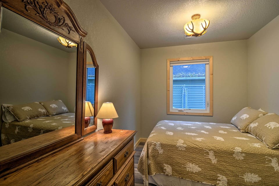House (2 Bedrooms) | Interior