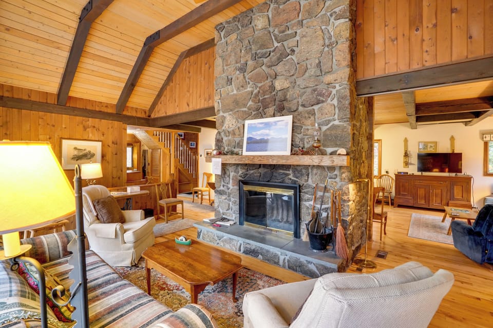 House (5 Bedrooms) | Interior