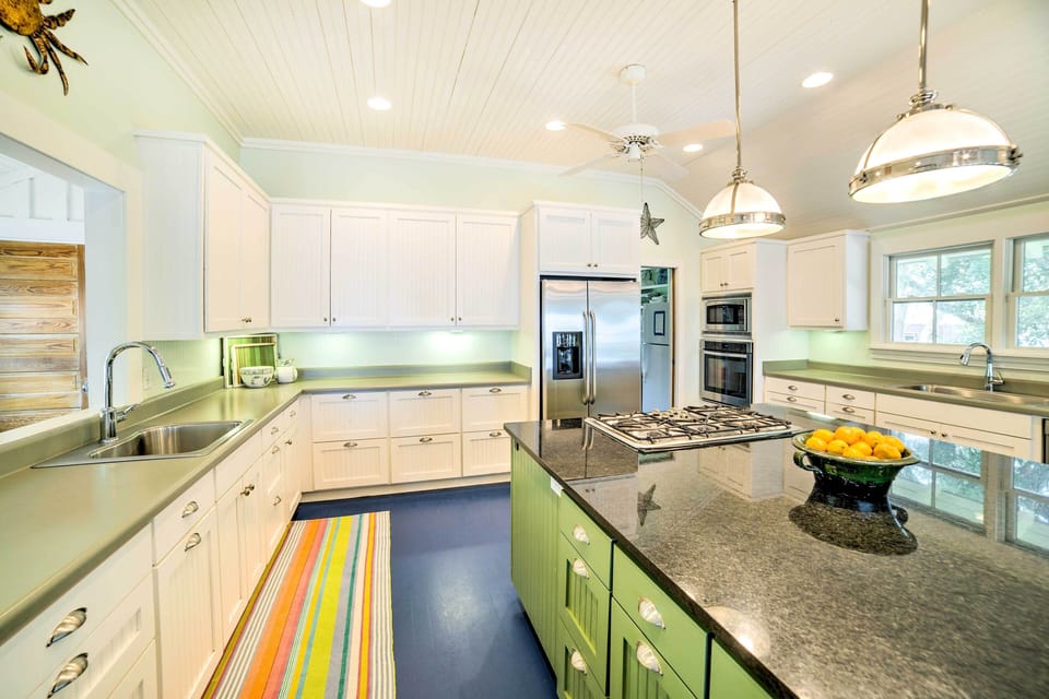 House (5 Bedrooms) | Interior