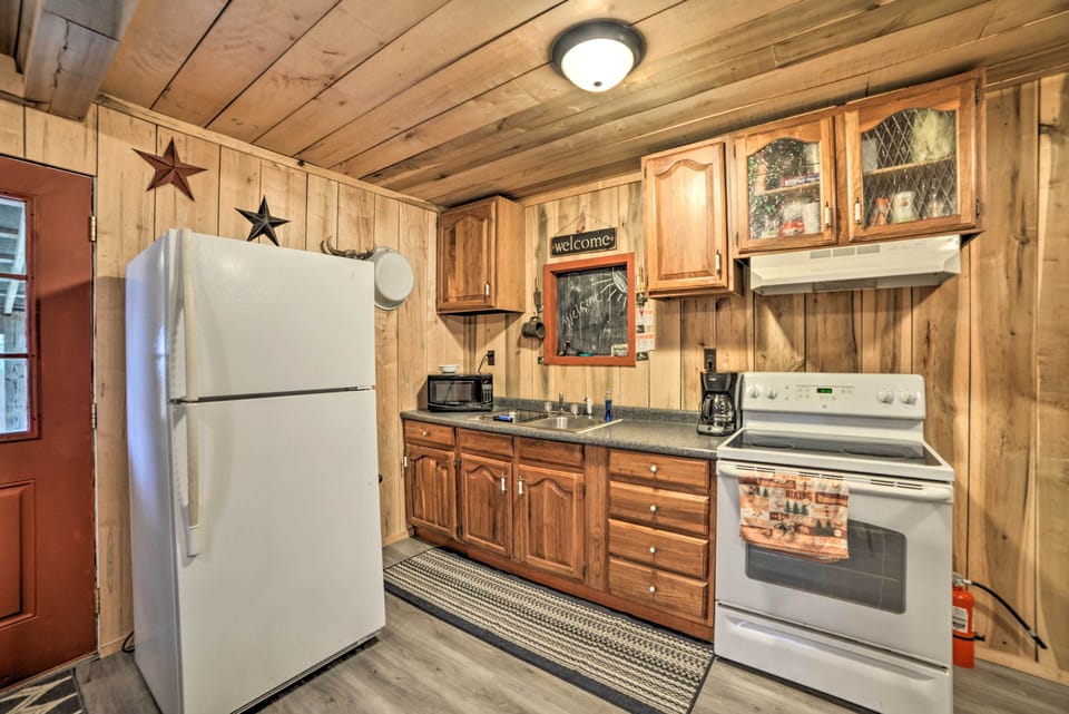 House (2 Bedrooms) | Interior