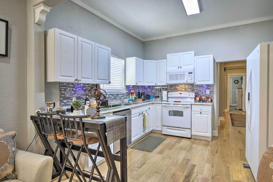 House (2 Bedrooms) | Front of property