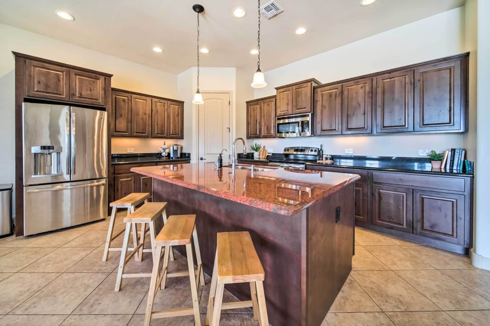 House (4 Bedrooms) | Interior