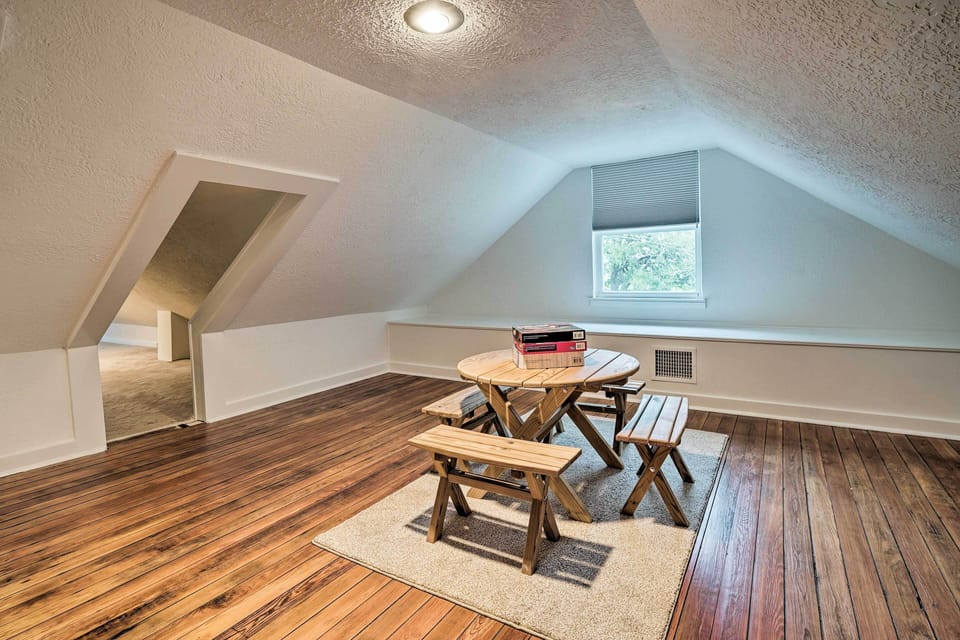 House (4 Bedrooms) | Interior