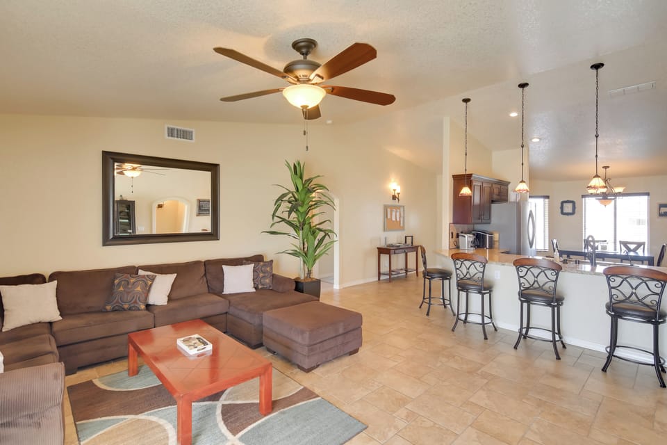 House (3 Bedrooms) | Interior