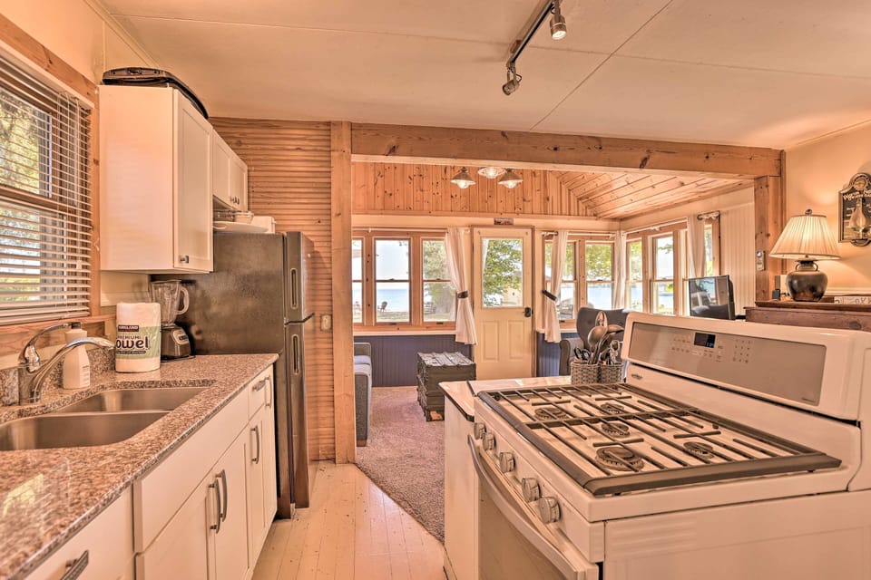 Cottage (2 Bedrooms) | Interior