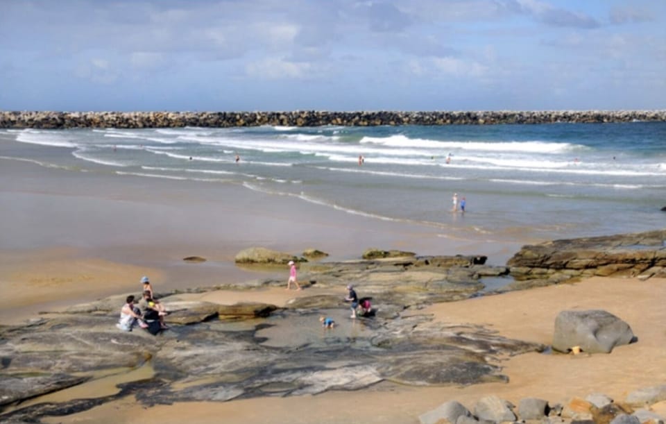 Turners beach is the an easy stroll from the house. About 10 minutes on flat ground. Walking and fishing off the break wall is wonderful.