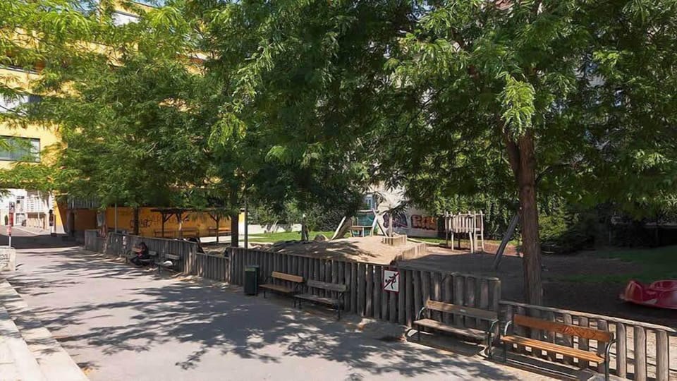 Children's play area - outdoor
