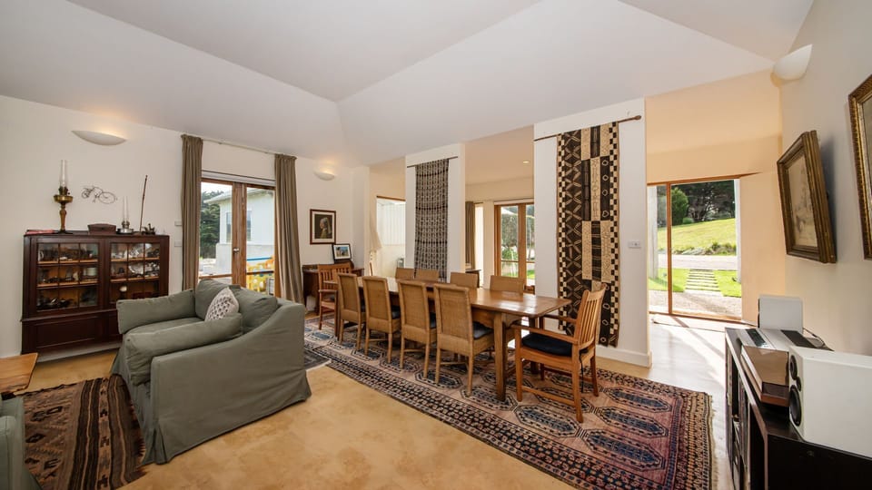 Formal dining and living 