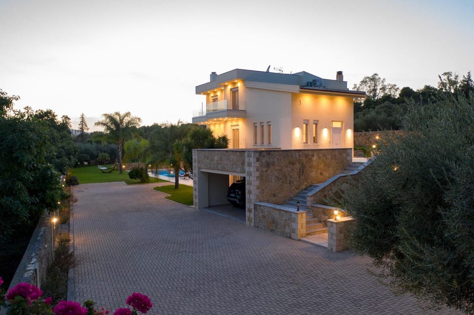 House | 7 bedrooms
