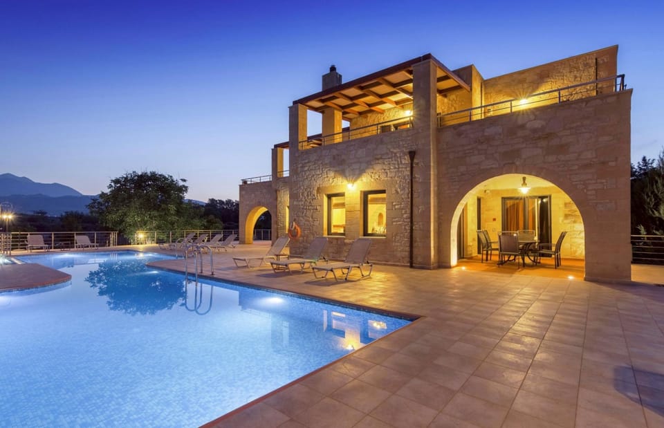 House | 6 bedrooms